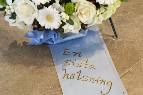 Blommor med hälsning